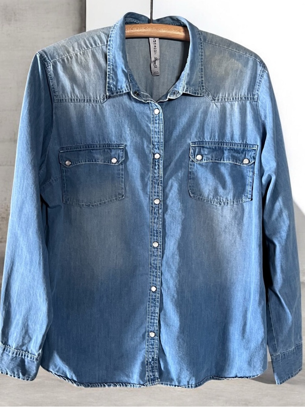 Denim & Company Western Blue Denim Pearl Snap Shirt Women’s Size 16 Top Cowgirl